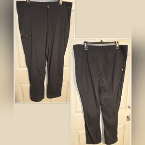 REI Black Nylon Stretch Hiking Outdoor Cargo Pants Straight Leg Women's 16 or 1X